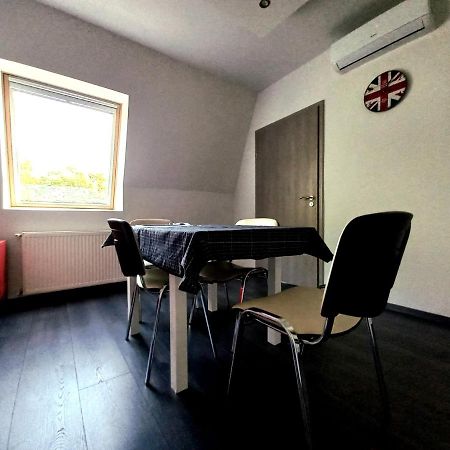 Buckingham Palace Apartman, デブレツェン エクステリア 写真
