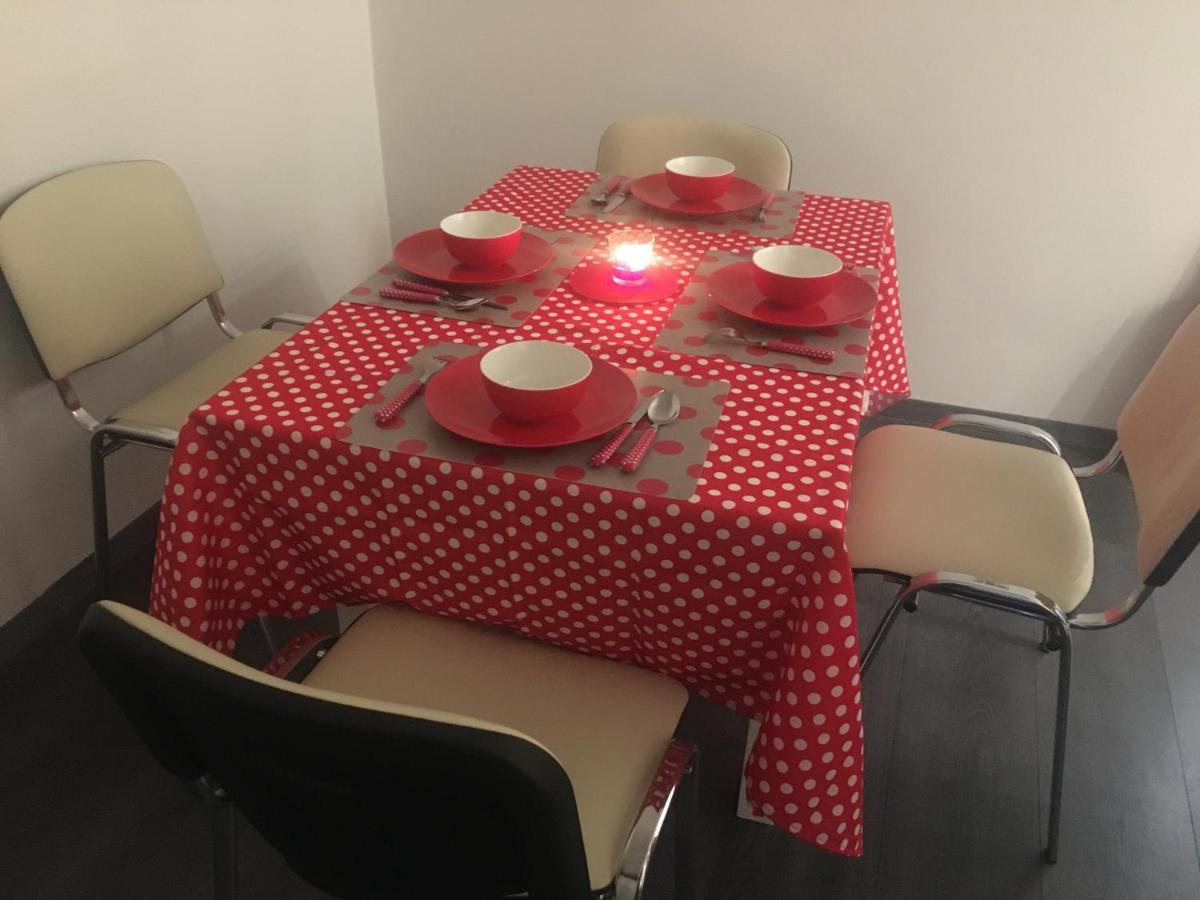 Buckingham Palace Apartman, デブレツェン エクステリア 写真